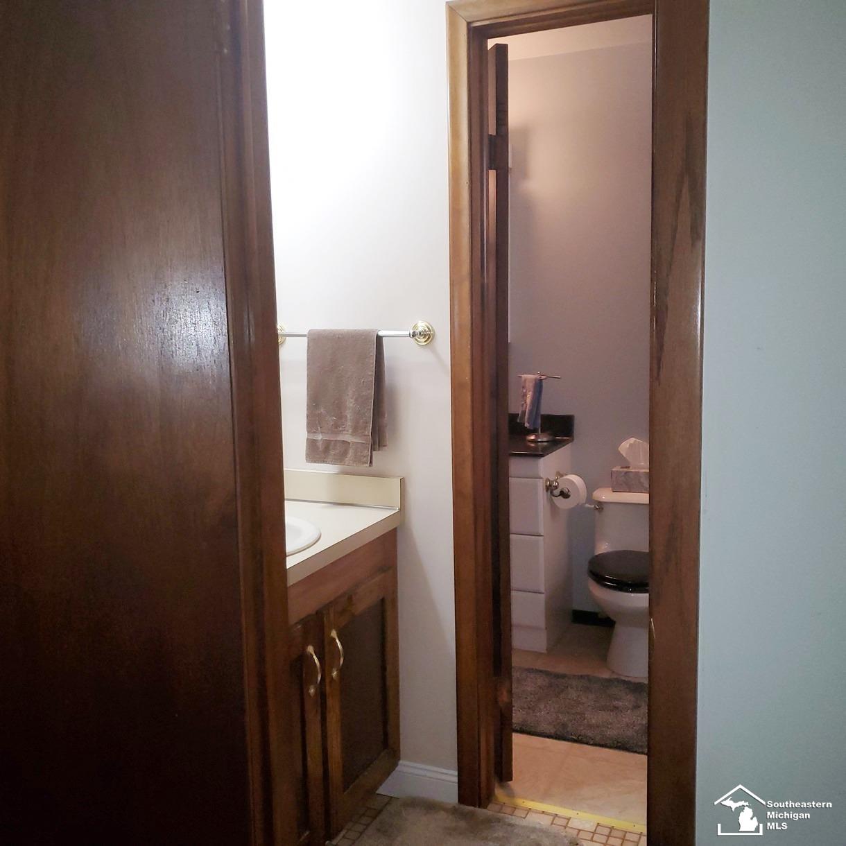51785 11 Mile Road South Lyon, MI 48178 - Photo 20 of 34 50087444-20.JPG