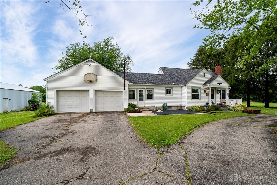 11395 North Preble County Line Road Verona, OH 45378 - Photo 2 of 41 Gallery Image 2