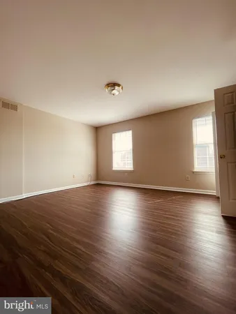 $1,975 | 1505 West 5th Street, Wilmington, DE 19805