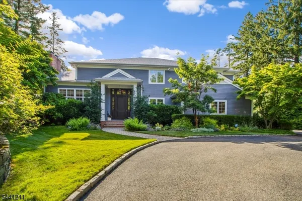 $2,995,000 | 2 Denman Court, Short Hills, NJ 07078