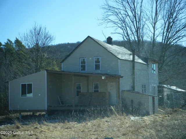 $125,000 | 1102-1104 Plank Road, Poestenkill, NY 12018