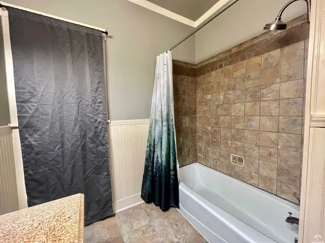 $179,900 | 1505 North Main Street, Hutchinson, KS 67501