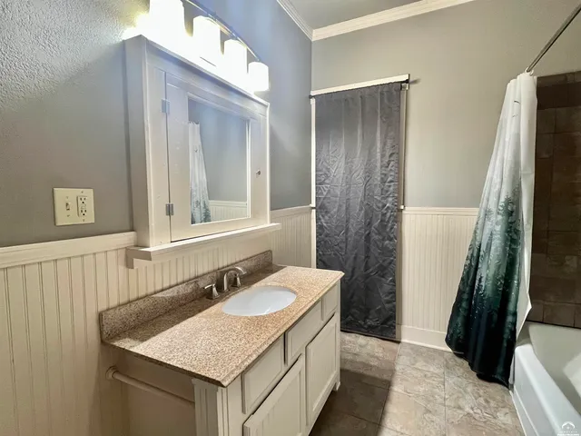 $179,900 | 1505 North Main Street, Hutchinson, KS 67501