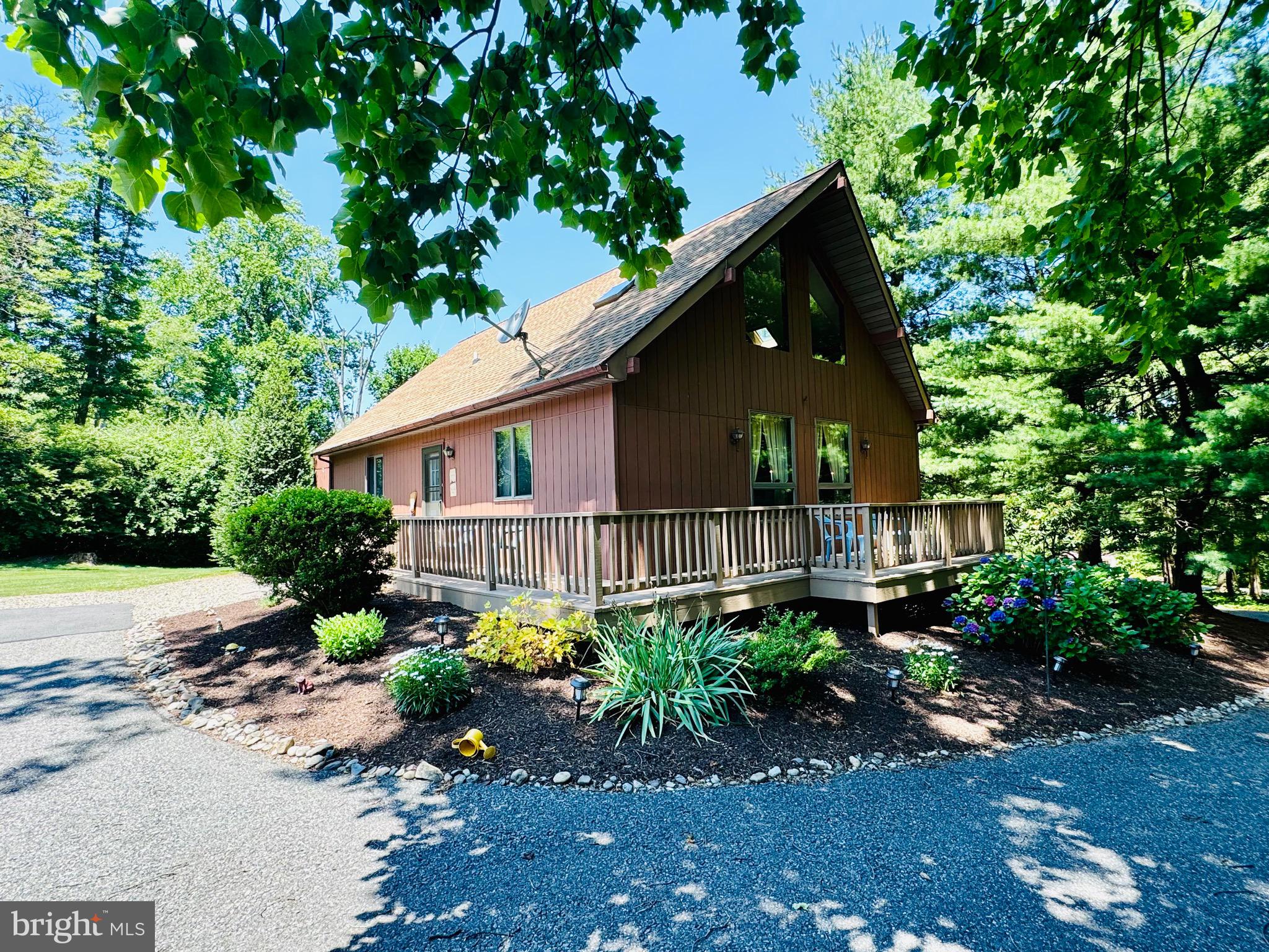 523 Texter Mountain Road Robesonia, PA 19551 - Photo 2 of 81 Exterior front left side view