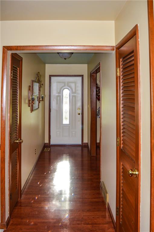 66 Village Road Batesville, IN 47006 - Photo 3 of 42 Gallery Image 3