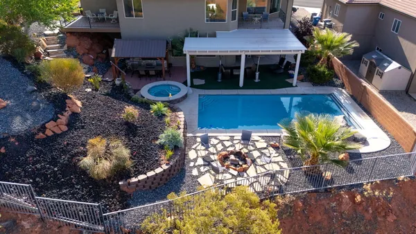$1,025,000 | 1063 North 2050 E Circle, St. George, UT 84770