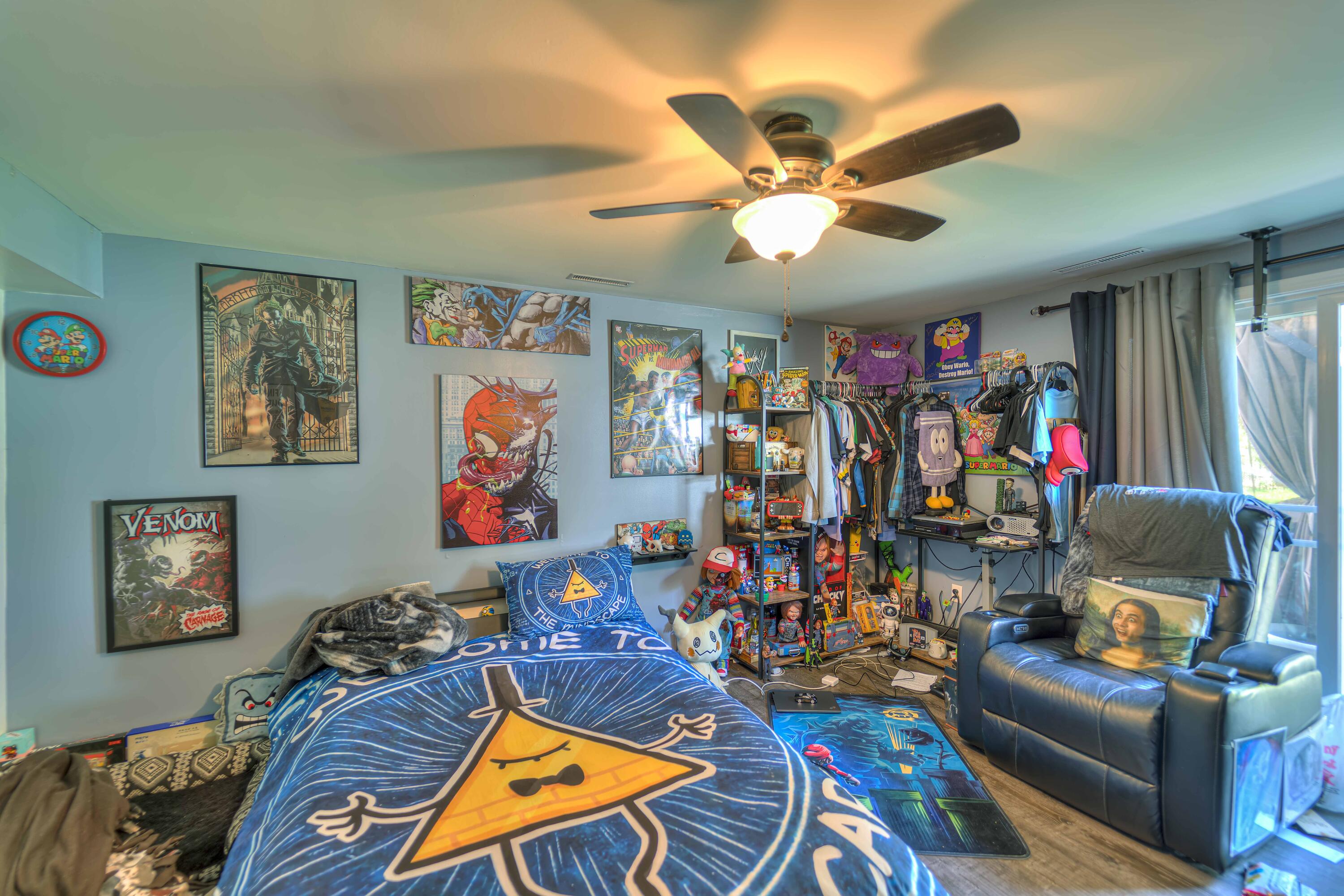 2512 McCain Road Jackson, MI 49203 - Photo 25 of 31 family room