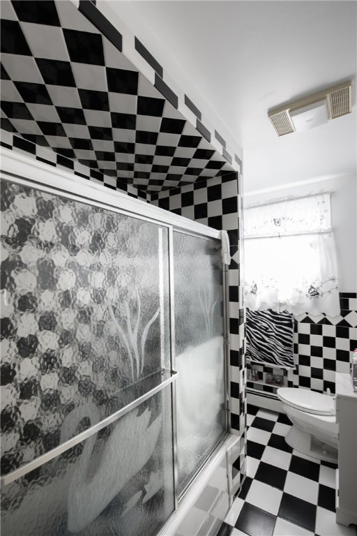 100 Rochambeau Avenue Providence, RI 02906 - Photo 12 of 24 Gallery Image 12