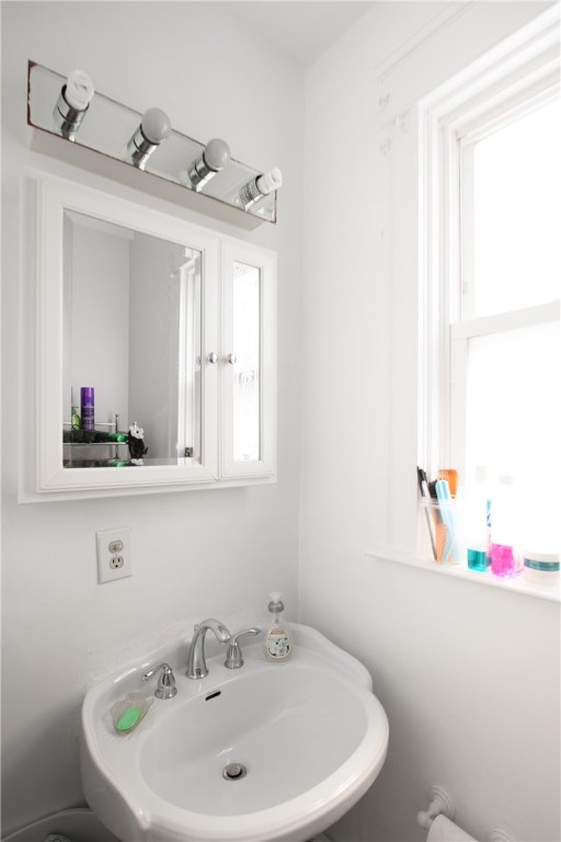 100 Rochambeau Avenue Providence, RI 02906 - Photo 19 of 24 Gallery Image 19