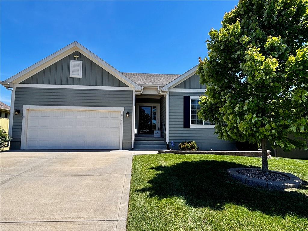 1817 Prairie Grass Drive Raymore, MO 64083 - Photo 2 of 57