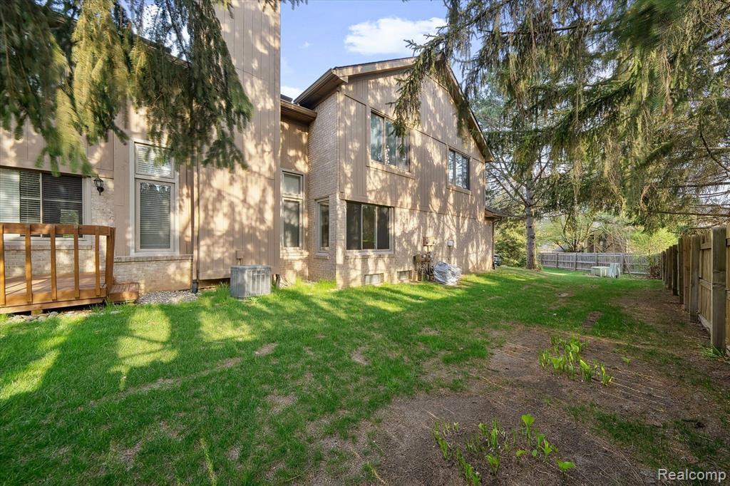 29691 Sierra Point Circle Farmington Hills, MI 48331 - Photo 40 of 41