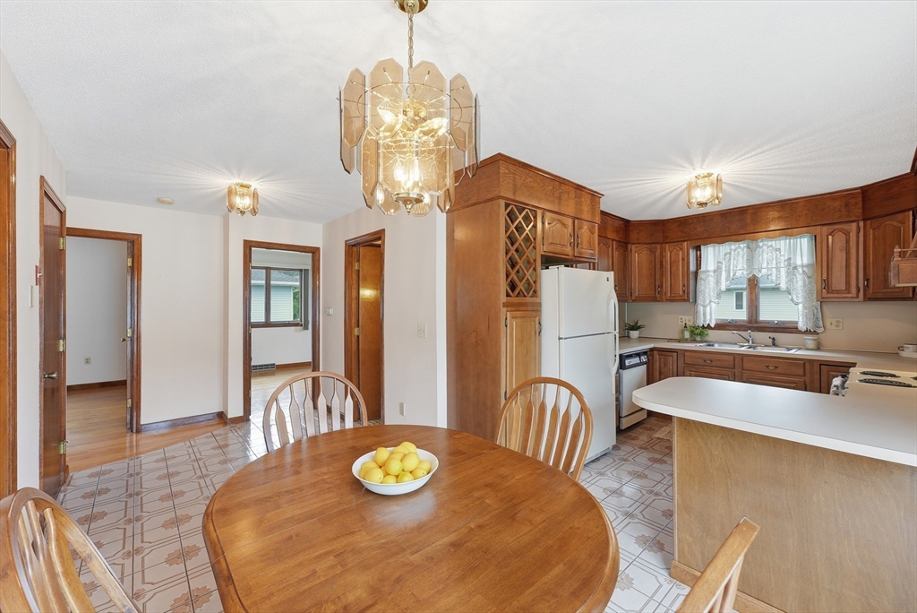 10 Bramucci Street Ludlow, MA 01056 - Photo 3 of 42