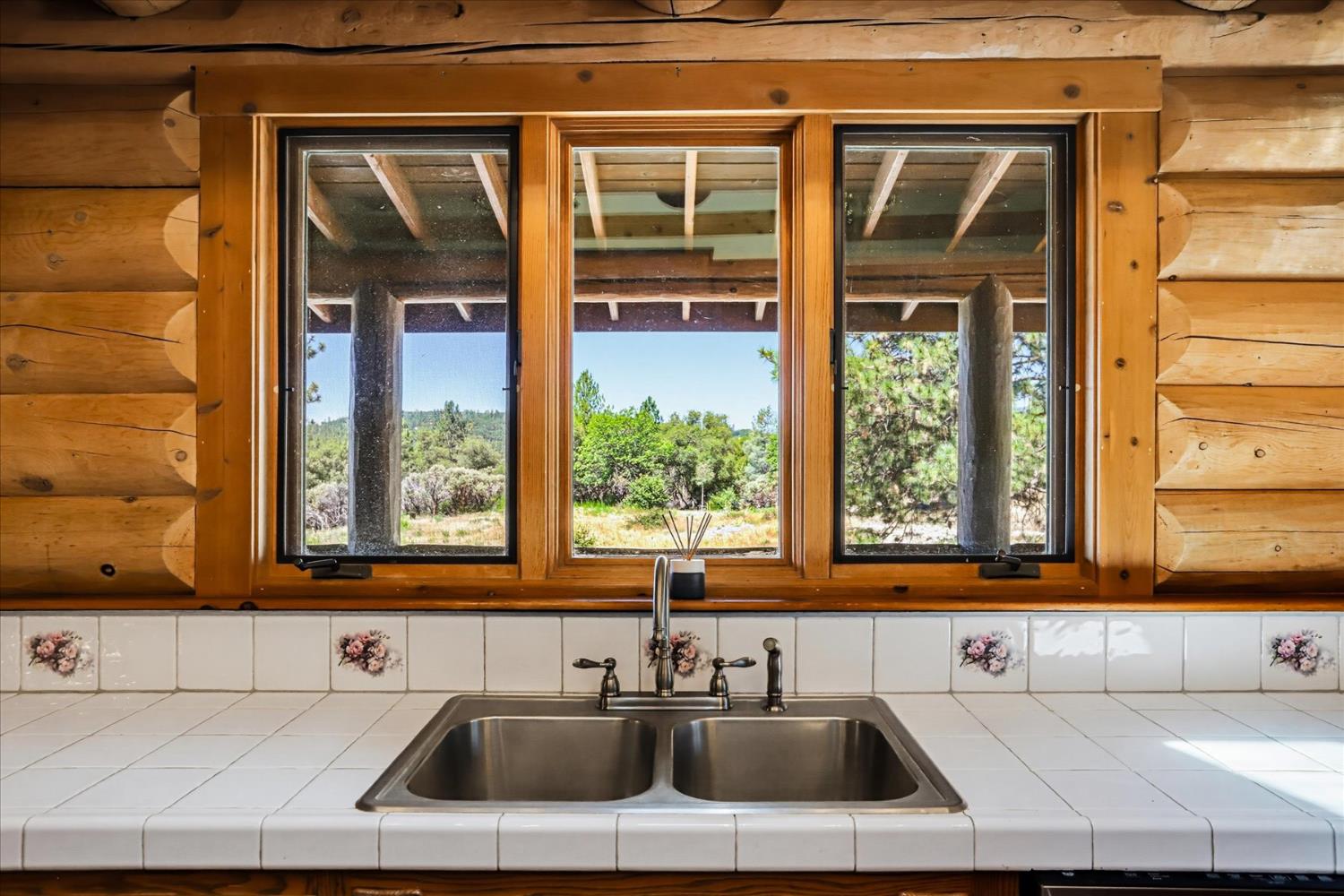 21748 Hyatt Road Nevada City, CA 95959 - Photo 16 of 83