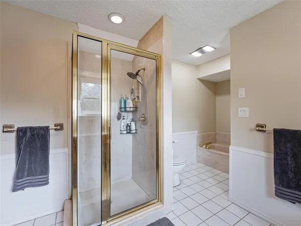 $450,000 | 2119 Prestonwood Drive, Arlington, TX 76012