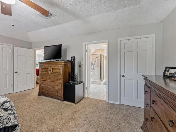 $450,000 | 2119 Prestonwood Drive, Arlington, TX 76012
