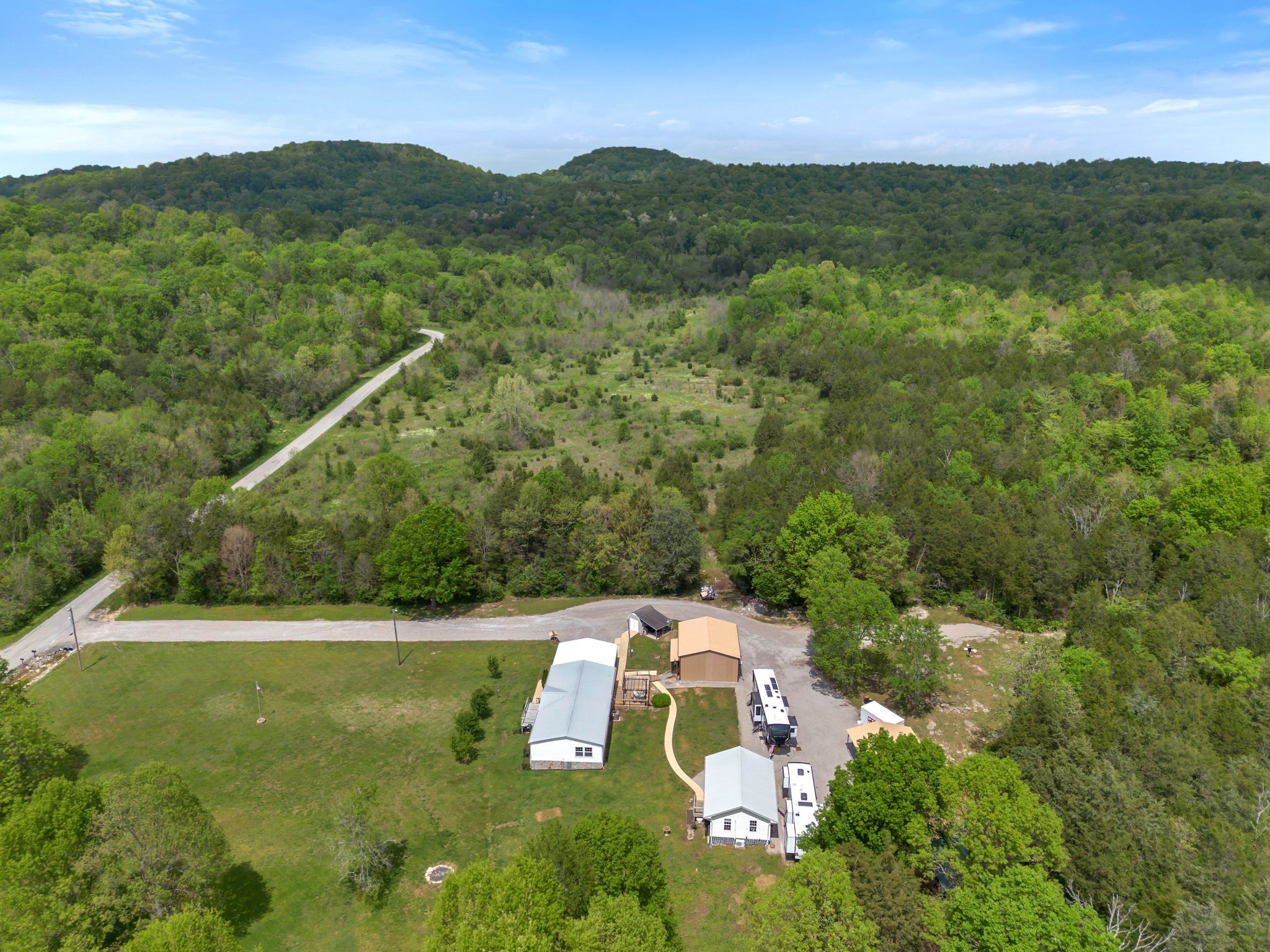 1172 Craig Moore Road Lewisburg, TN 37091 - Photo 8 of 48 Gallery Image 8