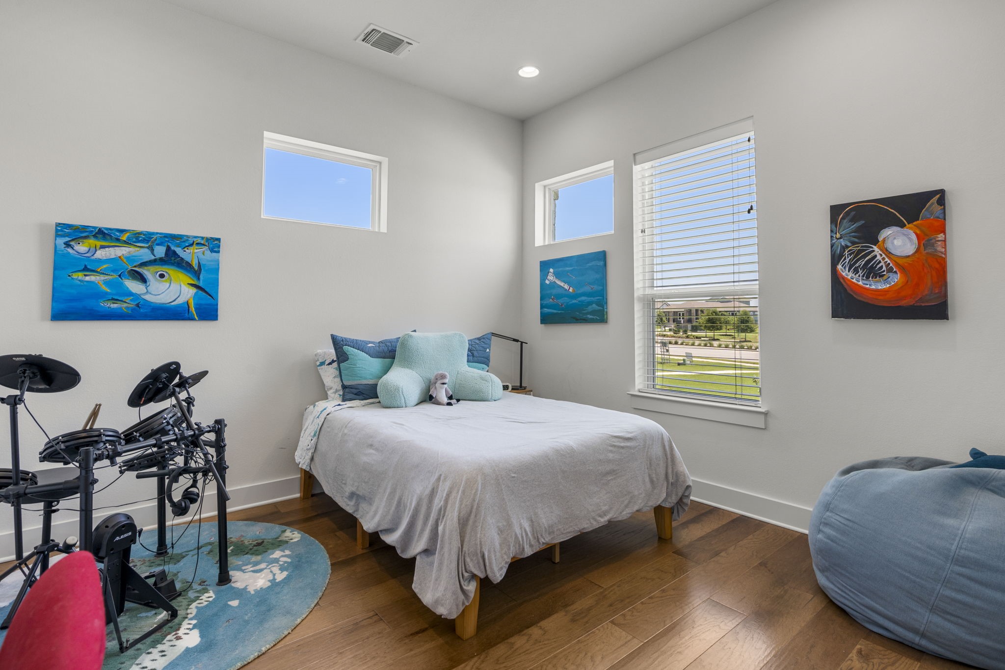 8416 Apogee Road Austin, TX 78744 - Photo 11 of 40