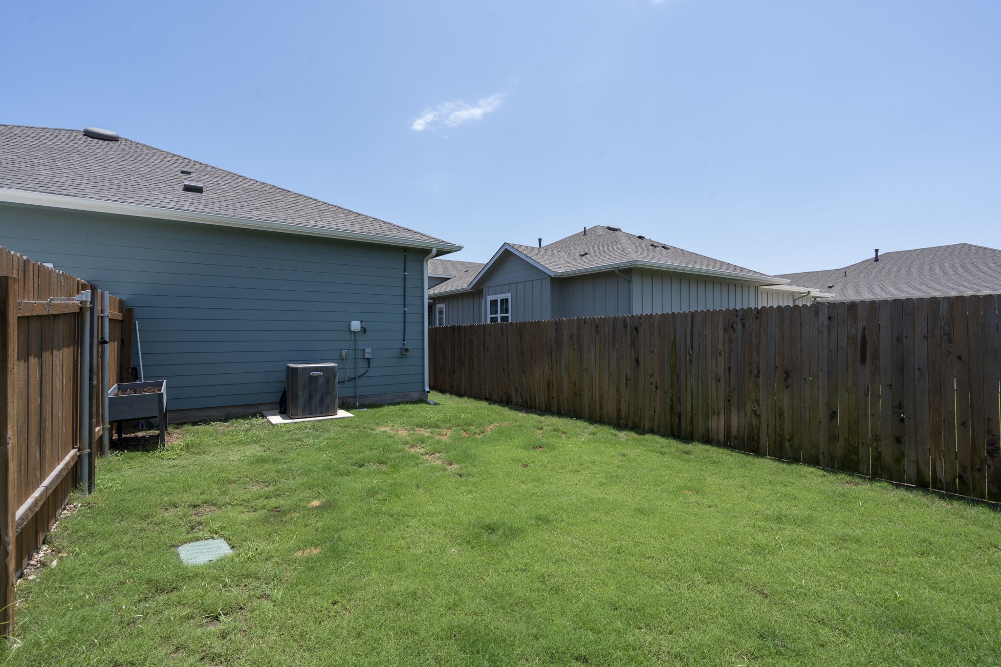 8416 Apogee Road Austin, TX 78744 - Photo 35 of 40