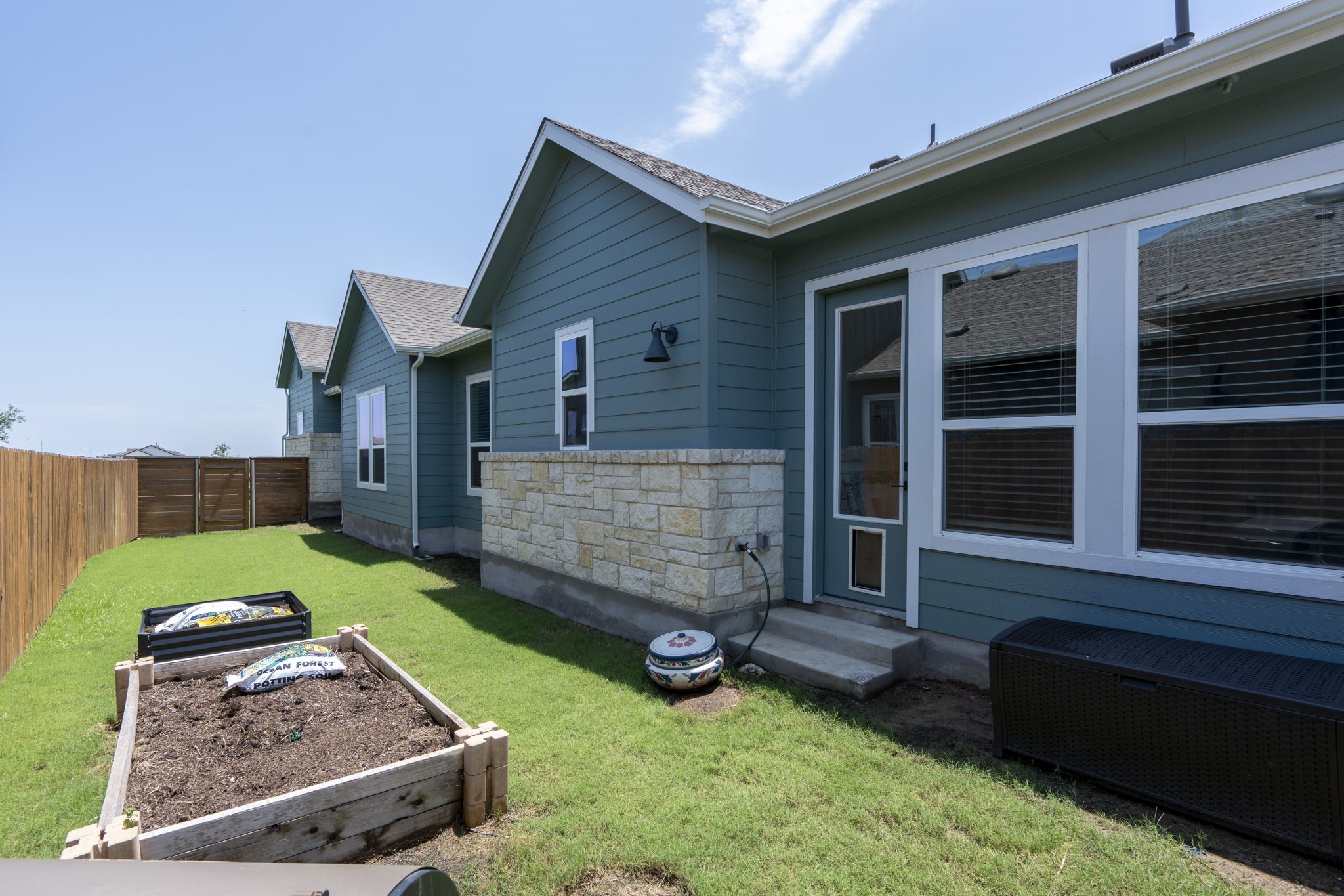 8416 Apogee Road Austin, TX 78744 - Photo 37 of 40