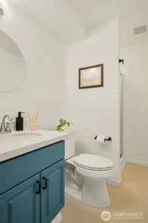 $950,000 | 17030 Tiger Mountain Road Southeast, Issaquah, WA 98027