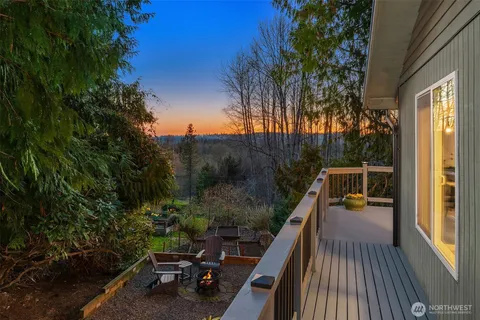 $950,000 | 17030 Tiger Mountain Road Southeast, Issaquah, WA 98027