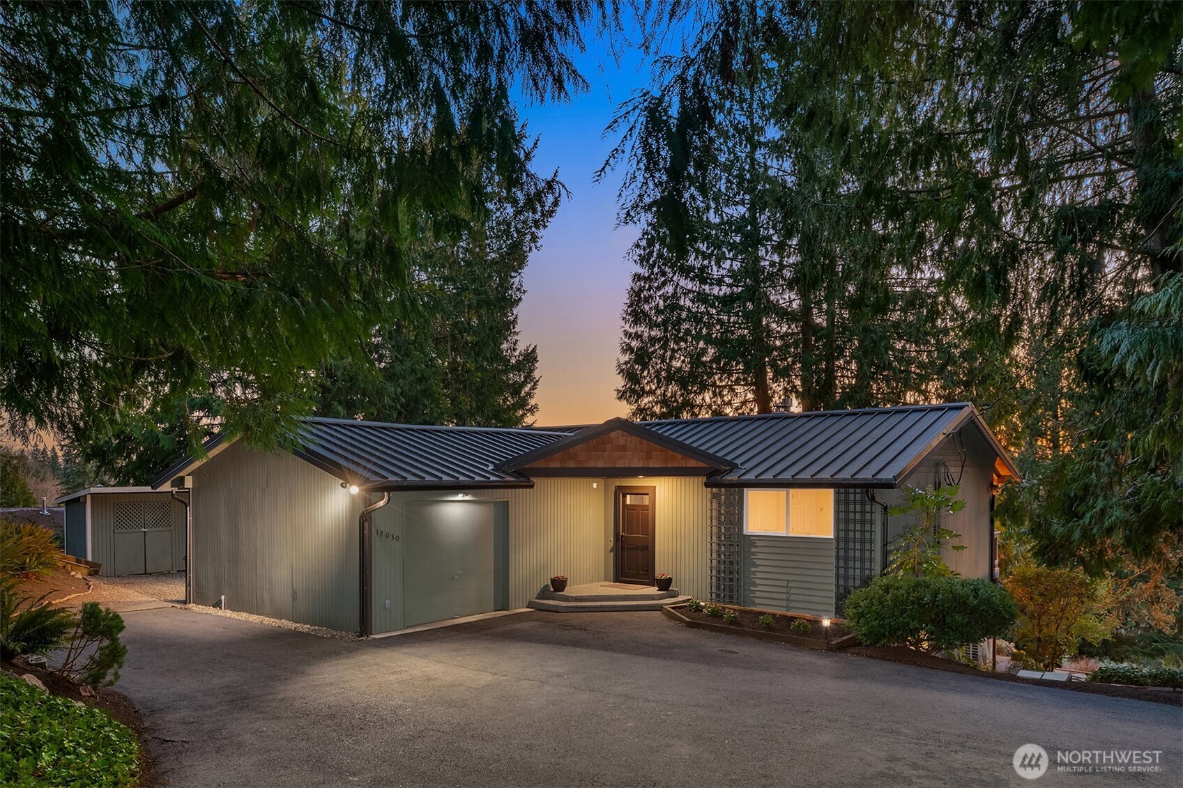 17030 Tiger Mountain Road Southeast Issaquah, WA 98027 - Photo 33 of 39