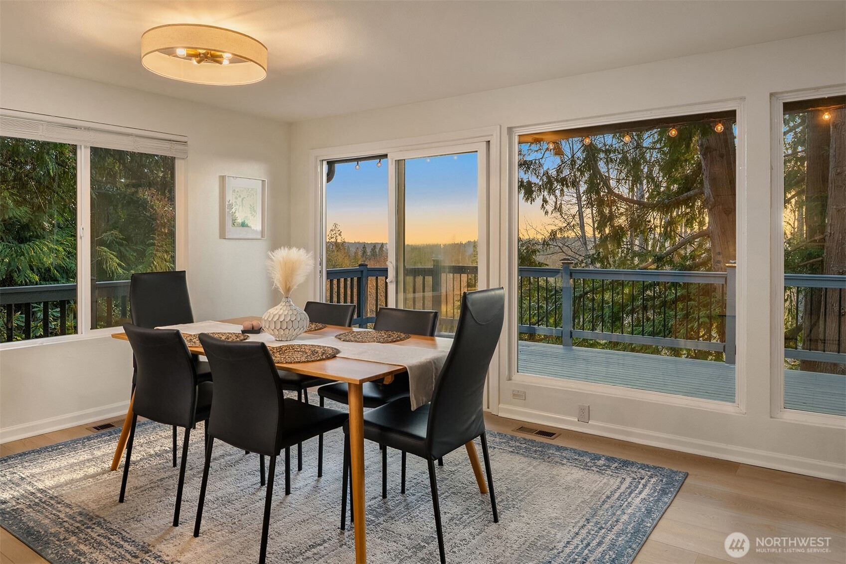 17030 Tiger Mountain Road Southeast Issaquah, WA 98027 - Photo 10 of 39