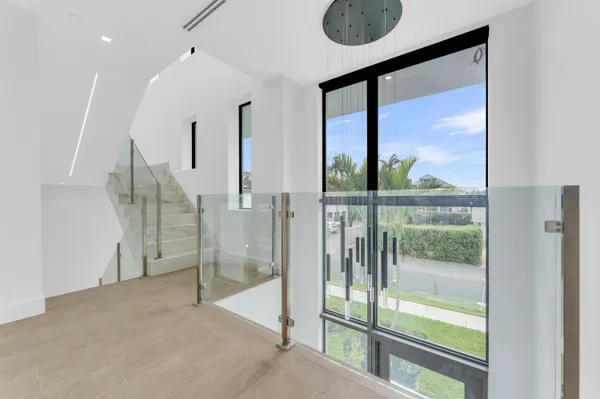$5,295,000 | 913 Denery Lane, Delray Beach, FL 33483