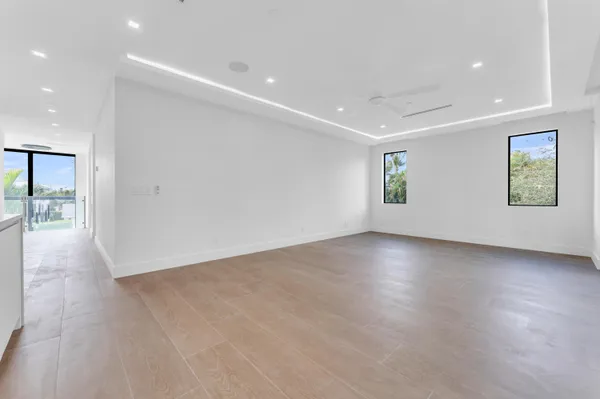 $5,295,000 | 913 Denery Lane, Delray Beach, FL 33483