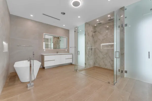 $5,295,000 | 913 Denery Lane, Delray Beach, FL 33483