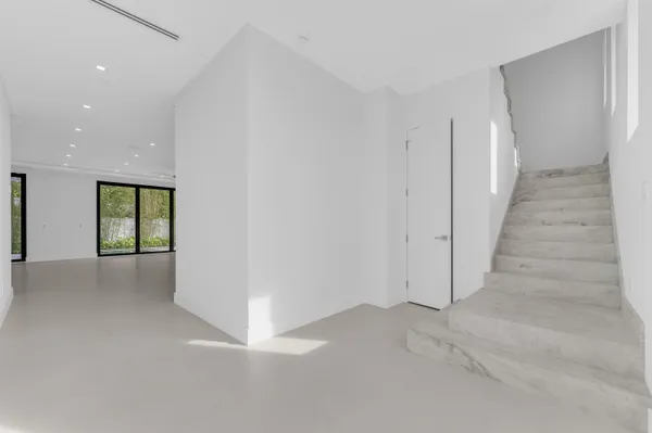$5,295,000 | 913 Denery Lane, Delray Beach, FL 33483
