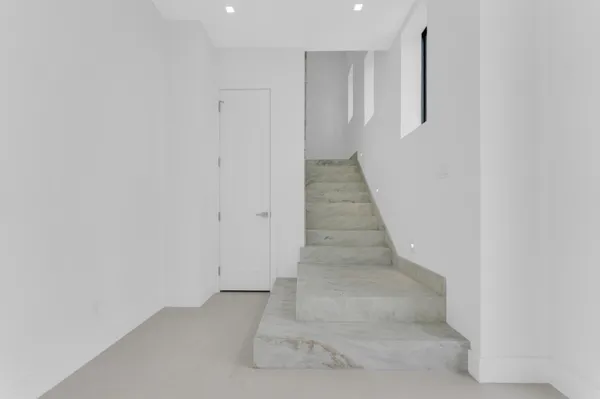 $5,295,000 | 913 Denery Lane, Delray Beach, FL 33483