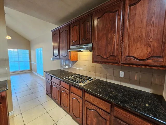 $3,100 | 8225 Painted Tree Trail, Fort Worth, TX 76131