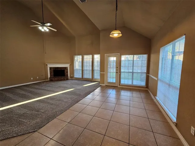 $3,100 | 8225 Painted Tree Trail, Fort Worth, TX 76131