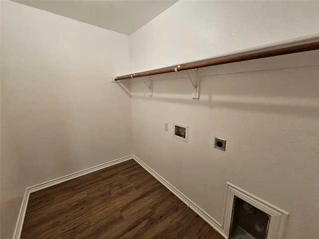 $3,100 | 8225 Painted Tree Trail, Fort Worth, TX 76131