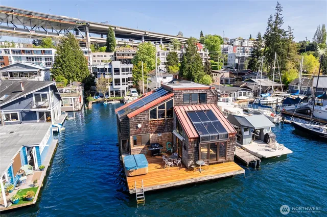 $2,350,000 | 3123 Fairview Avenue East, Unit 2, Seattle, WA 98102