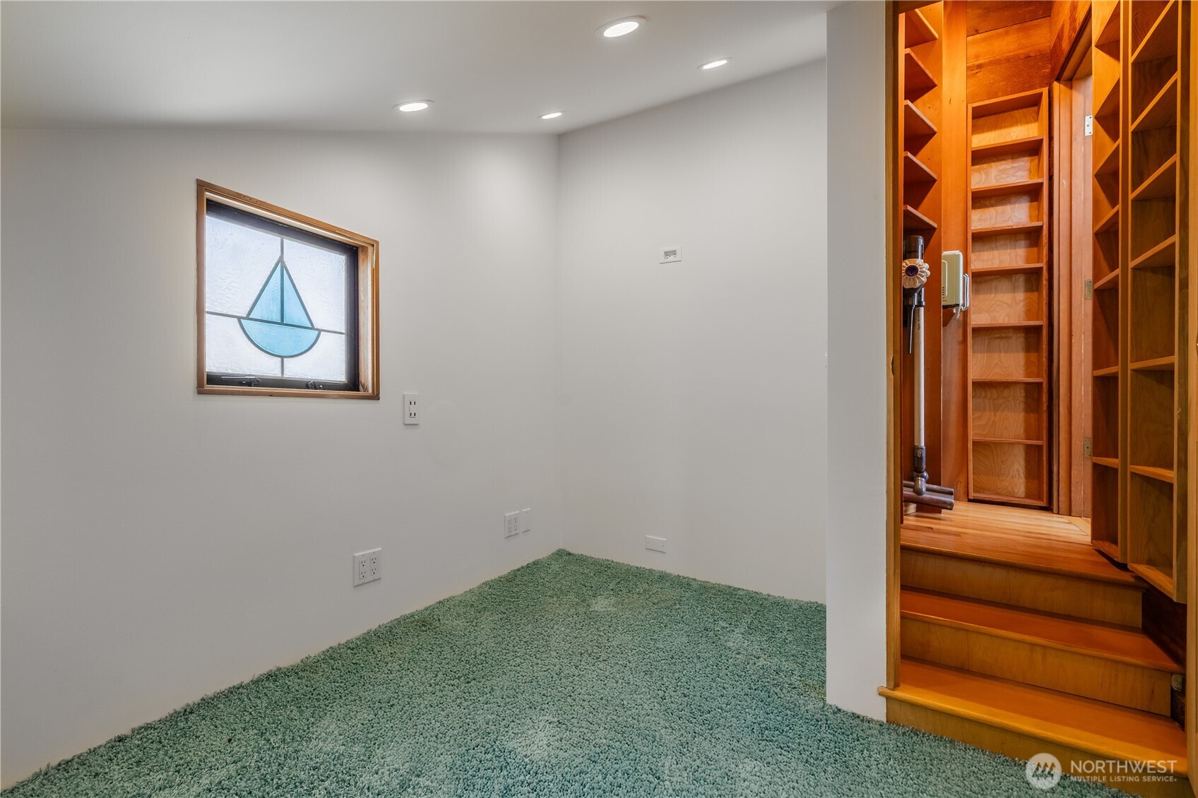 3123 Fairview Avenue East, Unit 2 Seattle, WA 98102 - Photo 28 of 39