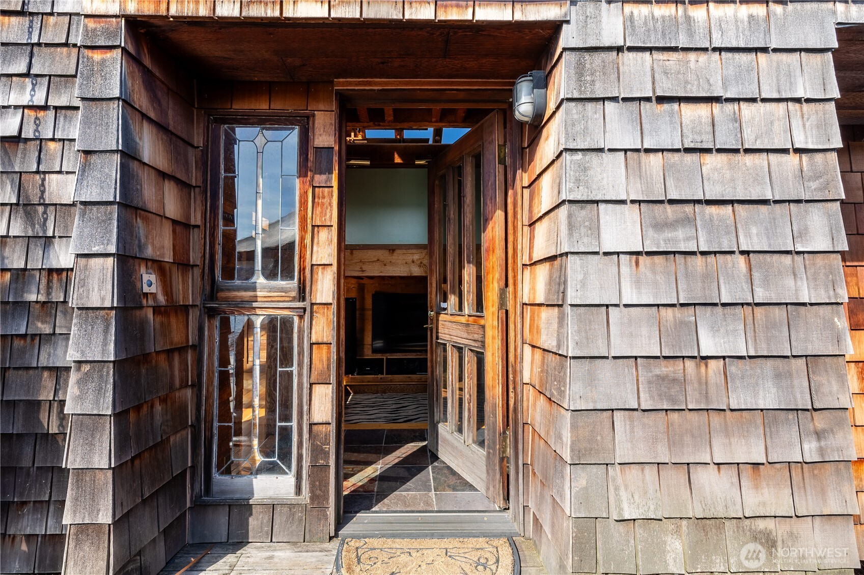 3123 Fairview Avenue East, Unit 2 Seattle, WA 98102 - Photo 36 of 39