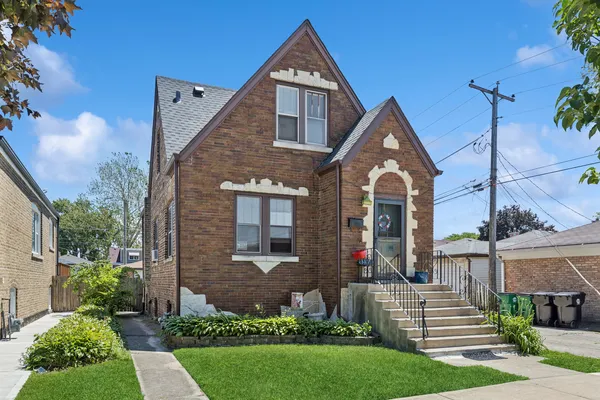 $289,900 | 3835 Maple Avenue, Berwyn, IL 60402