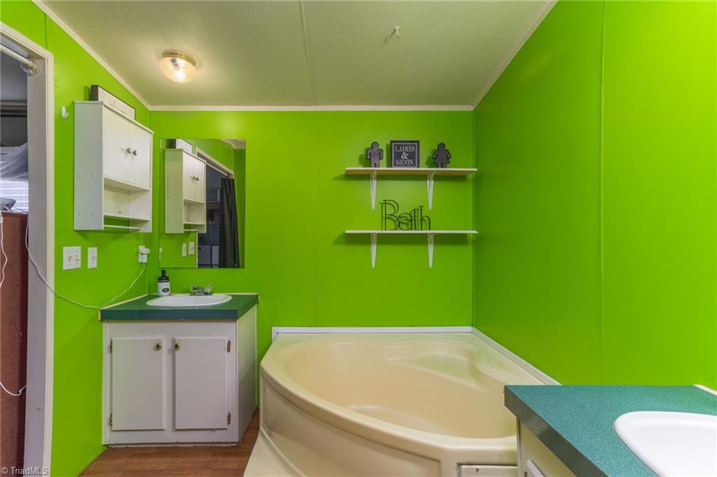 357 Kanoy Road Thomasville, NC 27360 - Photo 22 of 32 Gallery Image 22