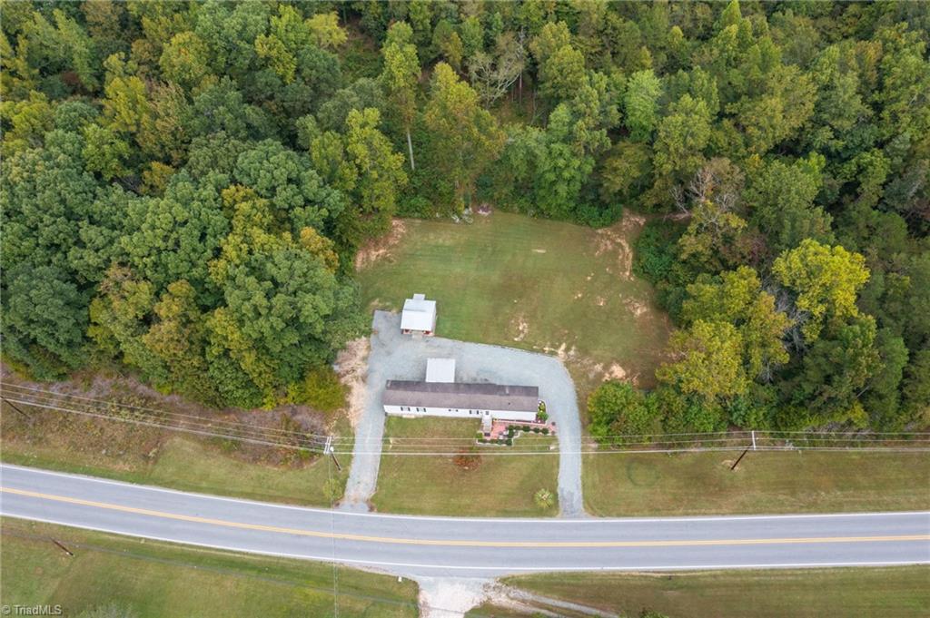 357 Kanoy Road Thomasville, NC 27360 - Photo 30 of 32 Gallery Image 30
