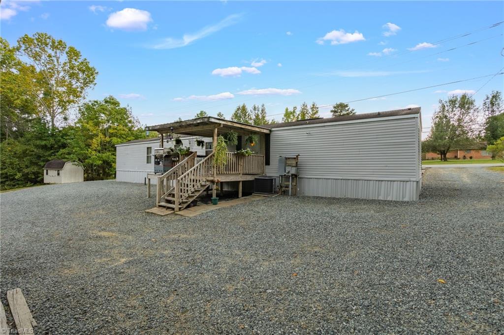 357 Kanoy Road Thomasville, NC 27360 - Photo 8 of 32 Gallery Image 8