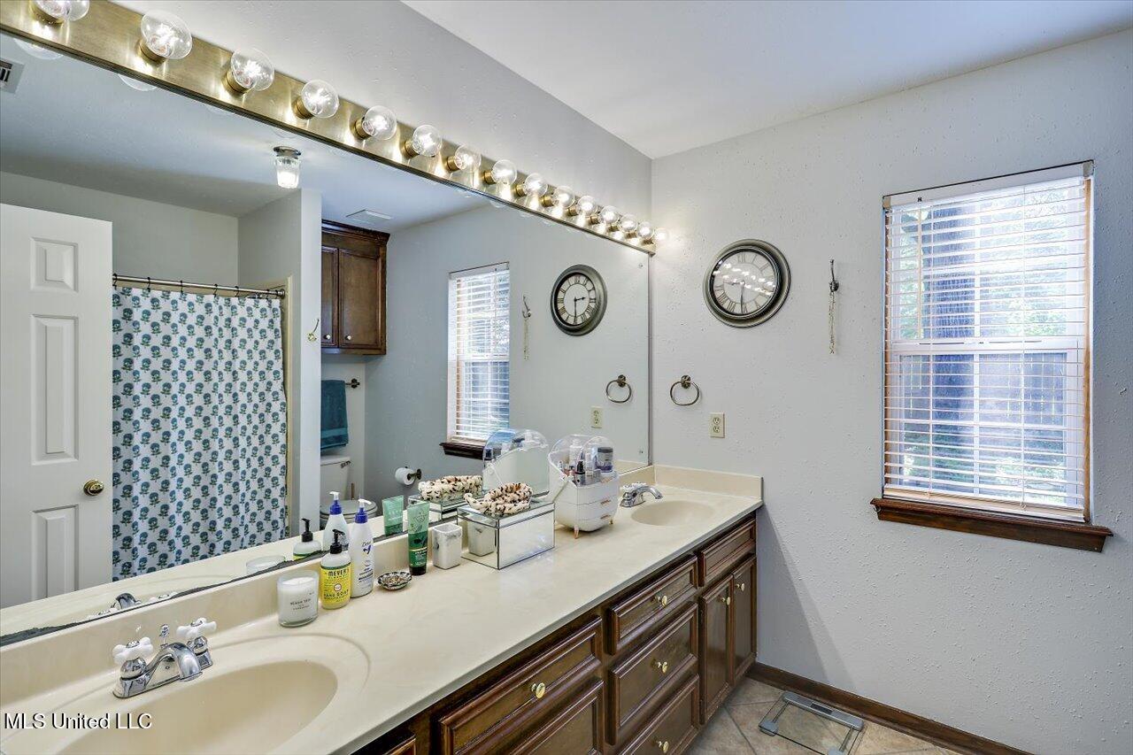 1021 Laurel Drive Flowood, MS 39232 - Photo 19 of 31 19-1021 Laurel Dr