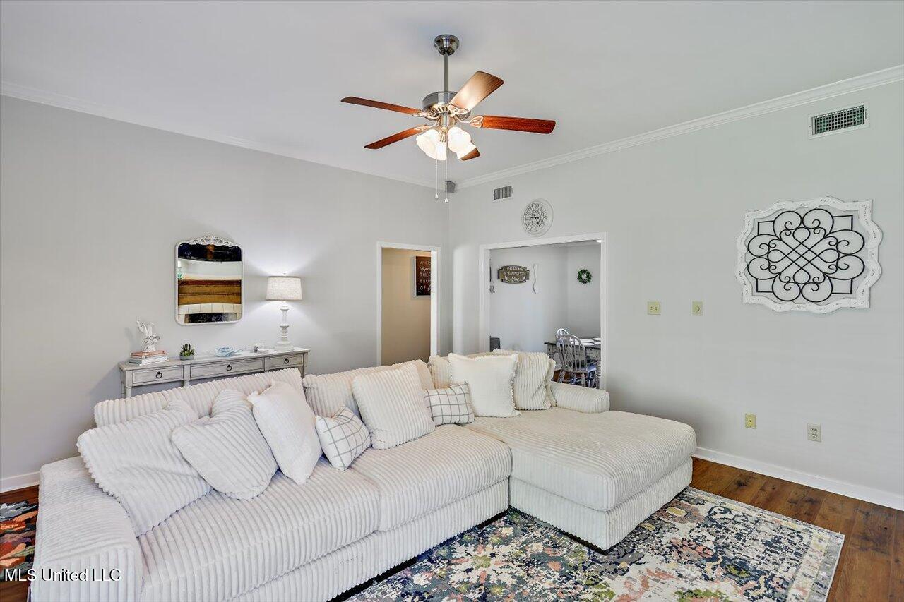 1021 Laurel Drive Flowood, MS 39232 - Photo 9 of 31 09-1021 Laurel Dr