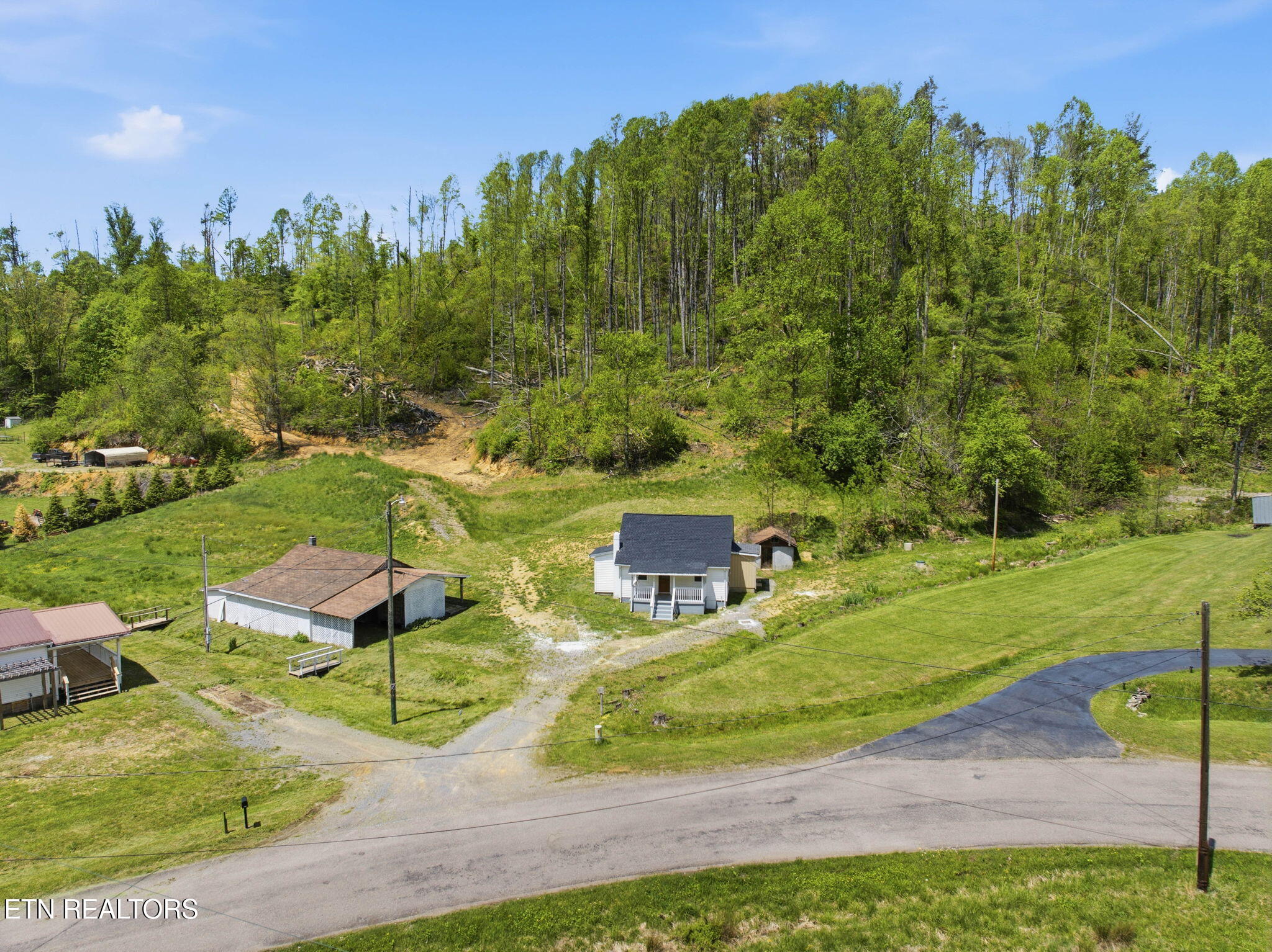933 Hubert Taylor Road Mountain City, TN 37683 - Photo 24 of 26 26-web-or-mls-933 Hubert Taylor Rd-32