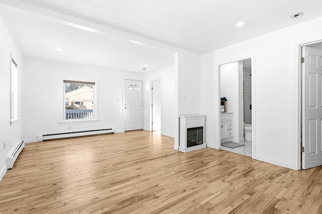 51 Sterling Road Brockton, MA 02302 - Photo 4 of 23