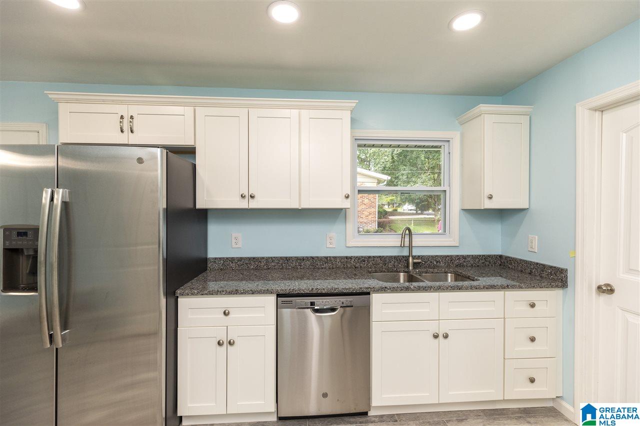 1813 Briar Meadow Road Birmingham, AL 35210 - Photo 18 of 33