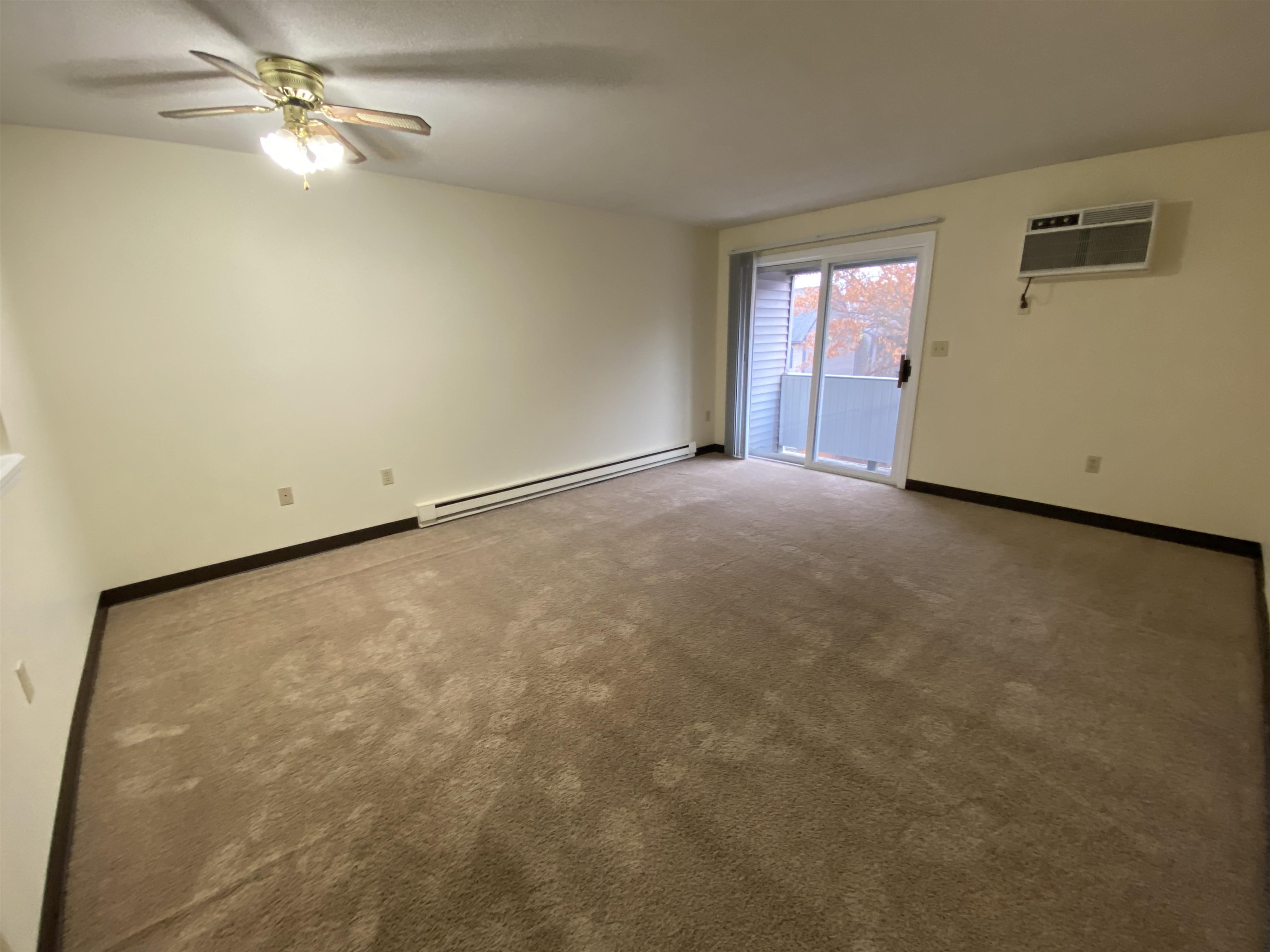 175 Eastern Avenue, Unit 103 Manchester, NH 03104 - Photo 13 of 37