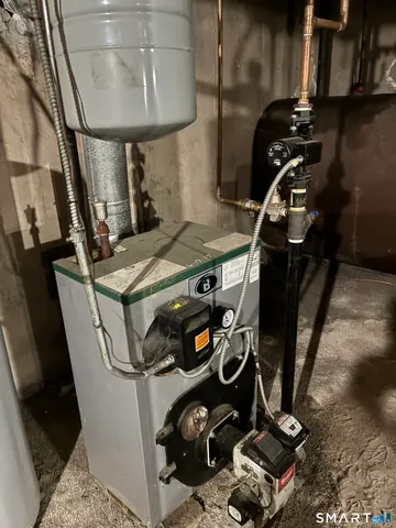 $288,000 | 112 Greenfield Drive, Torrington, CT 06790