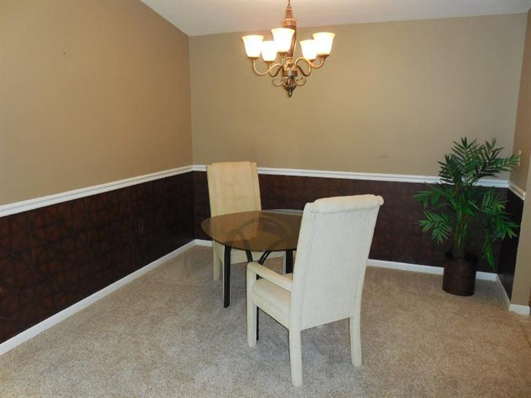 300 Timber Ridge Drive, Unit 9 Newport, KY 41071 - Photo 4 of 19 Gallery Image 4